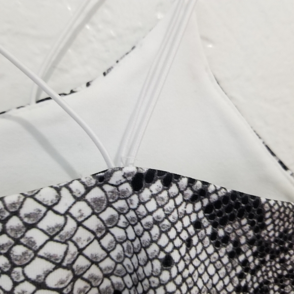 Asymetrical Crop Tank/Bralette by David Lerner - Picture 6 of 9